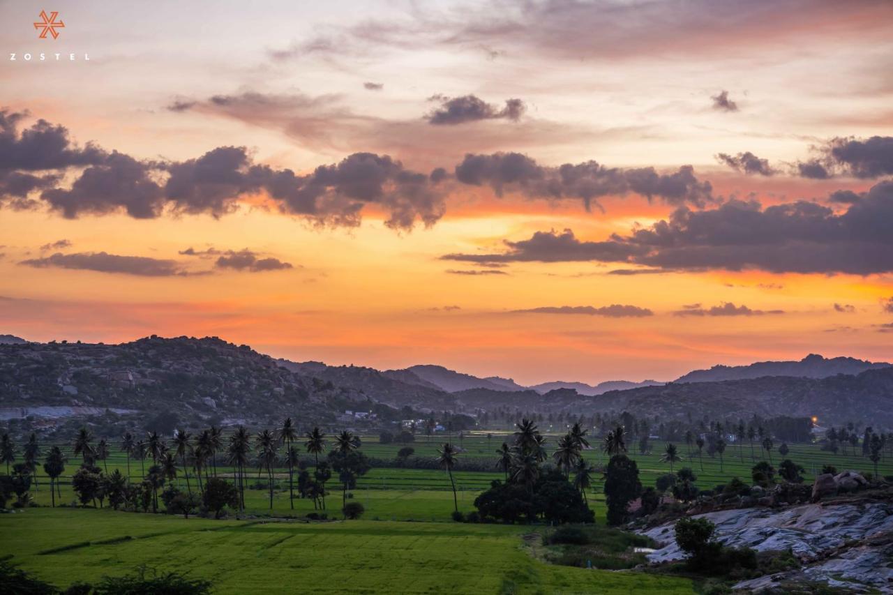 Zostel Hampi Hostel ภายนอก รูปภาพ