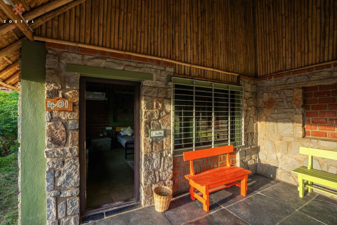 Zostel Hampi Hostel ภายนอก รูปภาพ