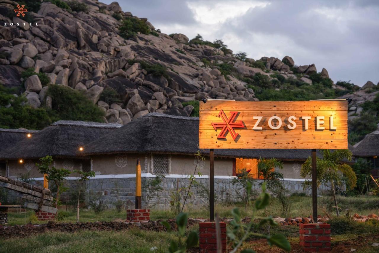 Zostel Hampi Hostel ภายนอก รูปภาพ