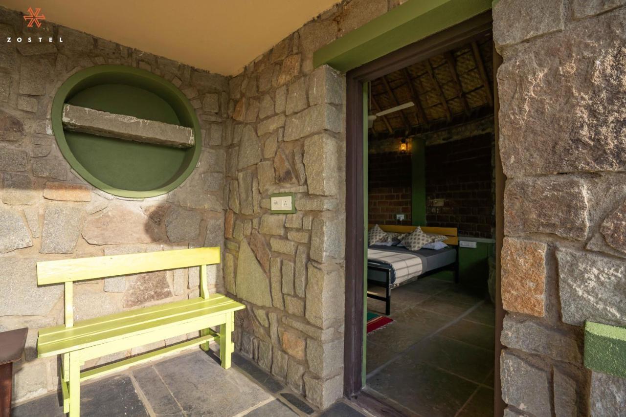 Zostel Hampi Hostel ภายนอก รูปภาพ