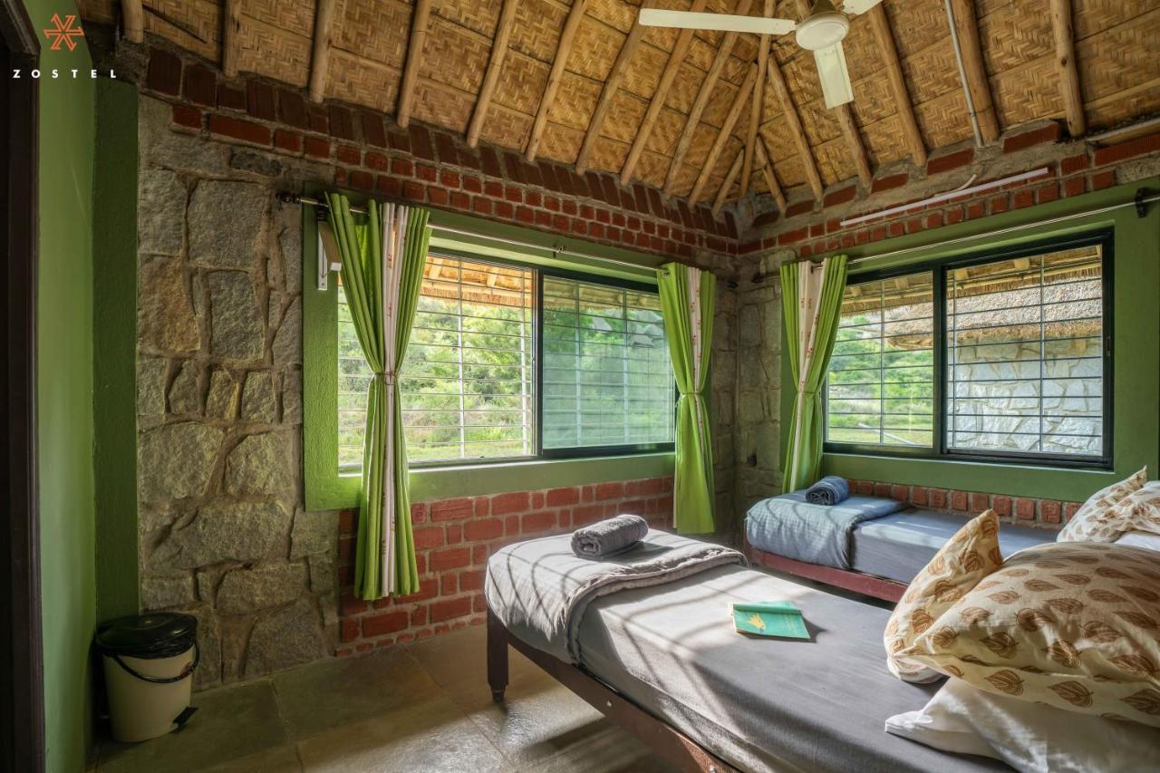 Zostel Hampi Hostel ภายนอก รูปภาพ