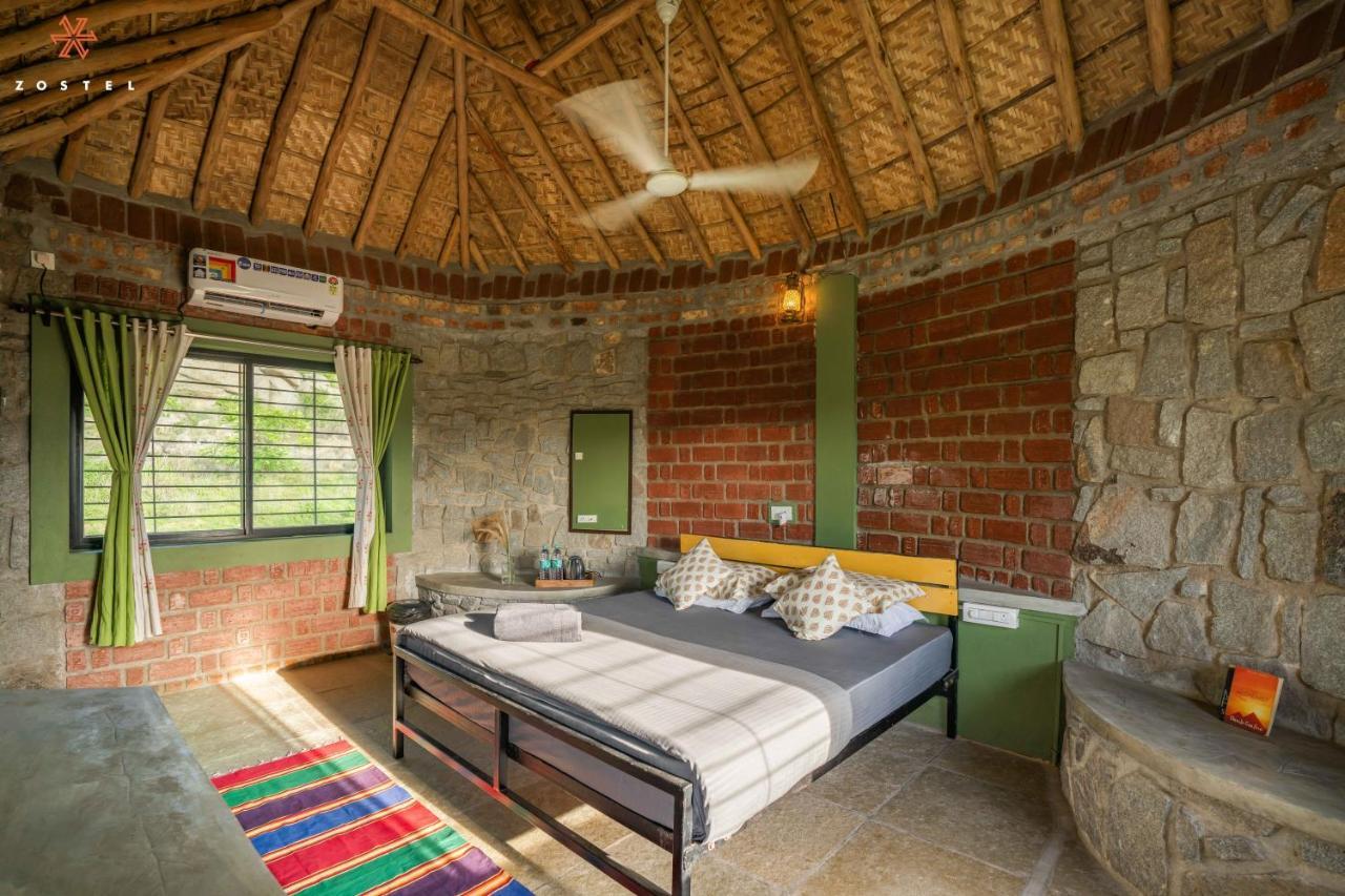 Zostel Hampi Hostel ภายนอก รูปภาพ