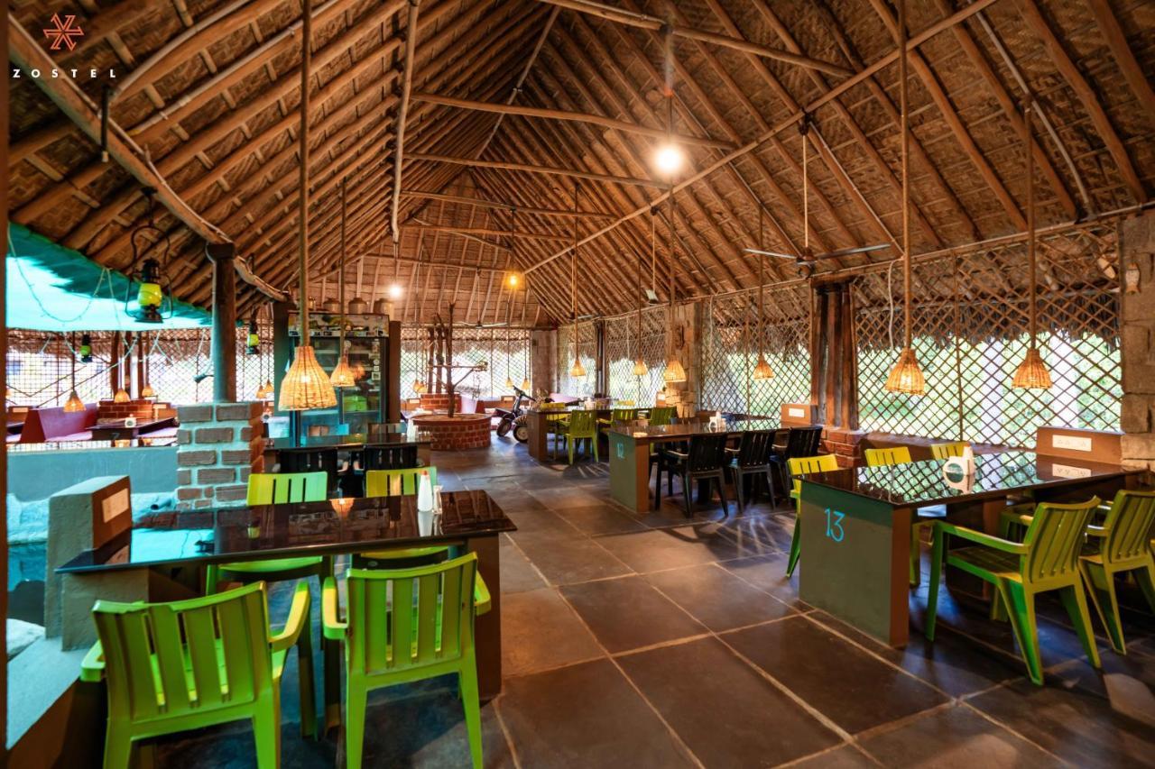 Zostel Hampi Hostel ภายนอก รูปภาพ