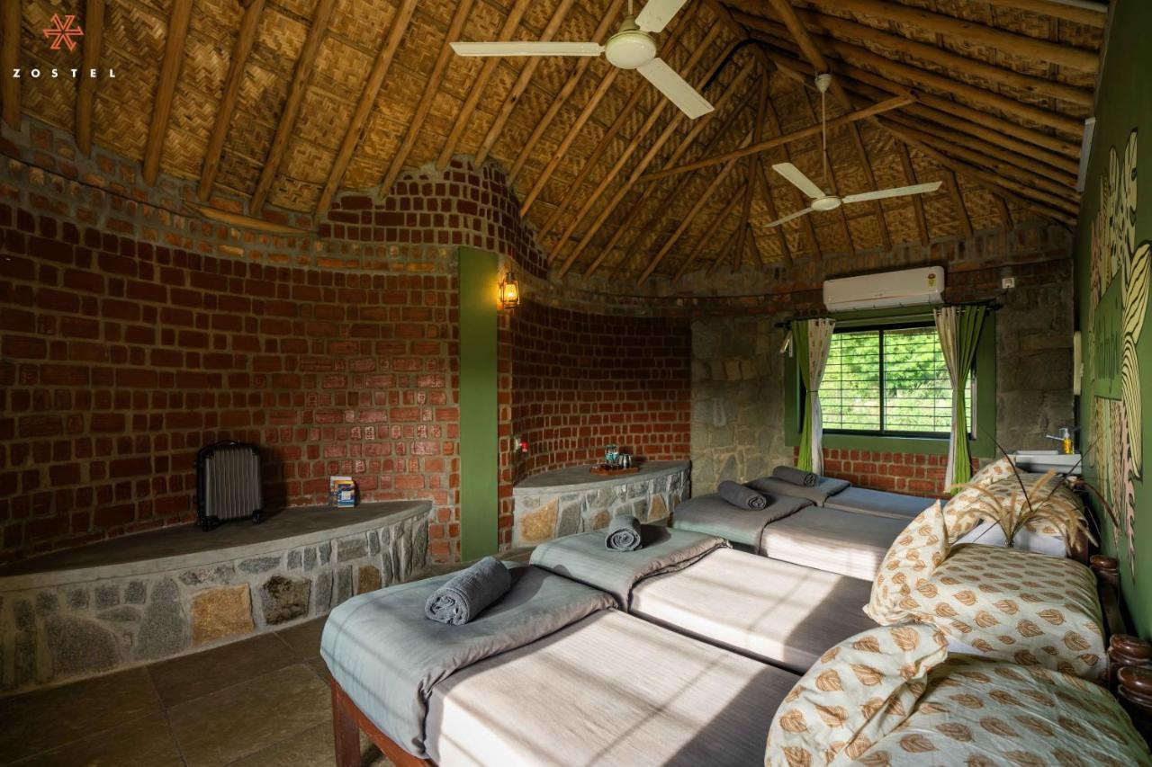 Zostel Hampi Hostel ภายนอก รูปภาพ
